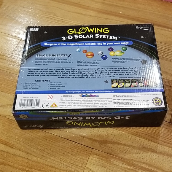 Nwot! Glowing 3d solar system - Picture 2 of 2